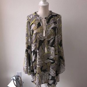 Boho style ILoveUsa Love dress! Medium